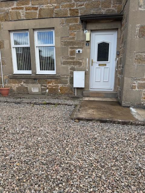 3 Bedrooms Bedrooms, ,1 BathroomBathrooms,Flat,For Rent,1081
